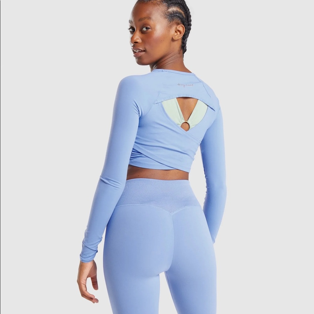 GYMSHARK WHITNEY SIMMONS LONG SLEEVE CROP TOP